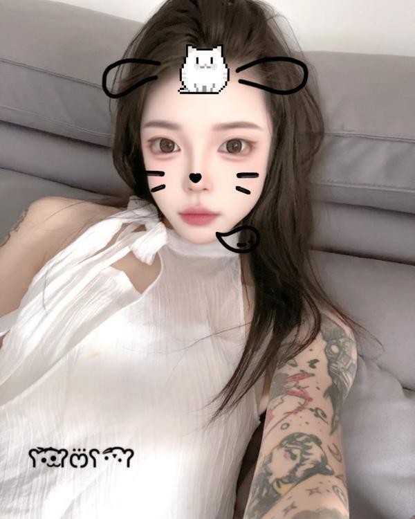 二府庄精神小妹夏夏