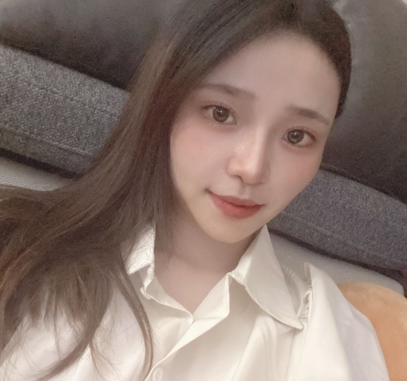 女友感十足的水蜜桃