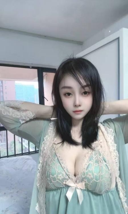 南山白嫩风骚少妇