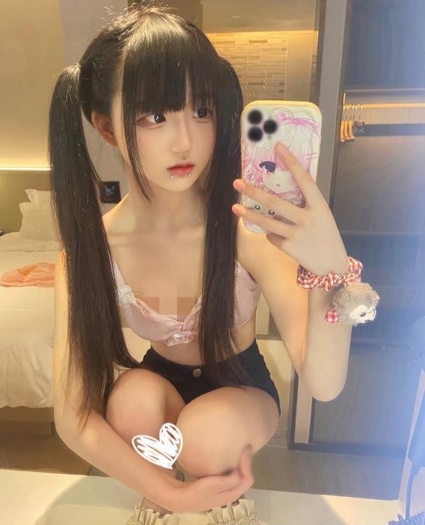 佛山双马尾小萝莉