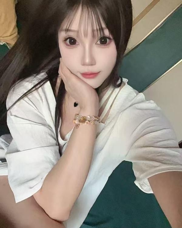 可萝可御的喵喵姐姐