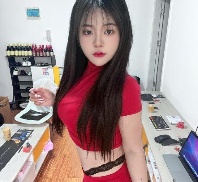 宝安天然D胸兔兔老师