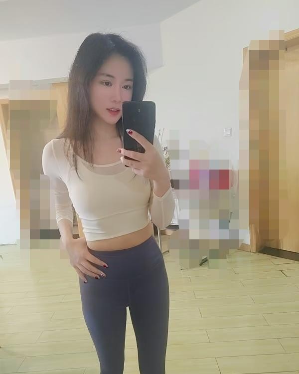 吴中性感瑜伽裤可可