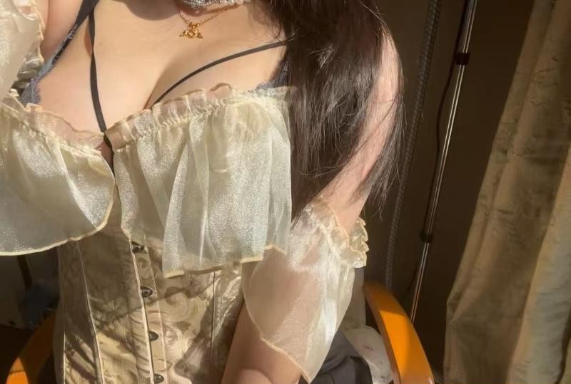 可乐二次元小姐姐