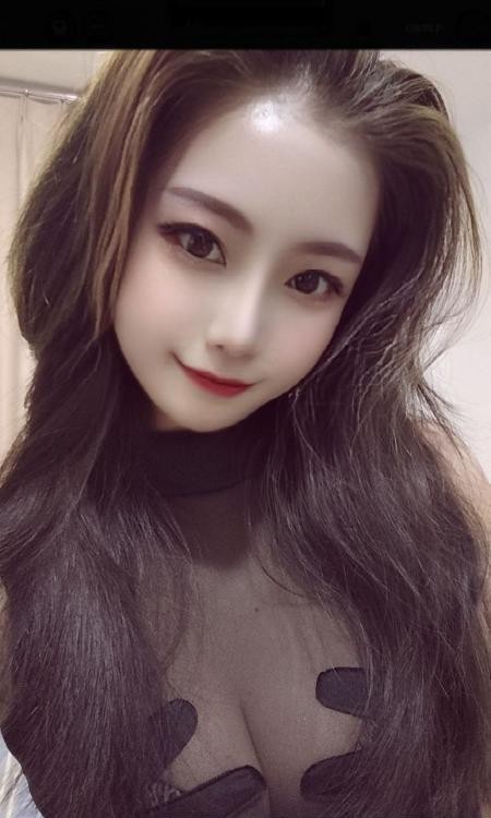 服务系大奶骚女夏老师