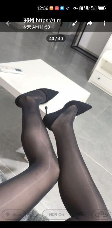 美艳长腿小姐姐