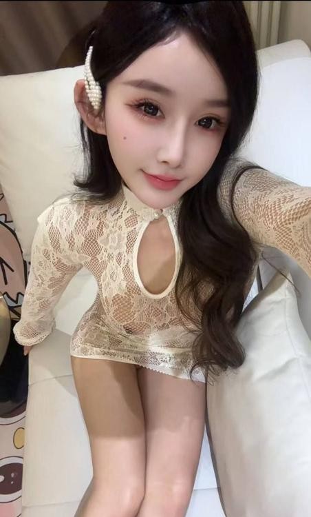 朝阳颜值大胸妹子