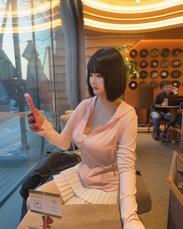 气质身材好丸子老师