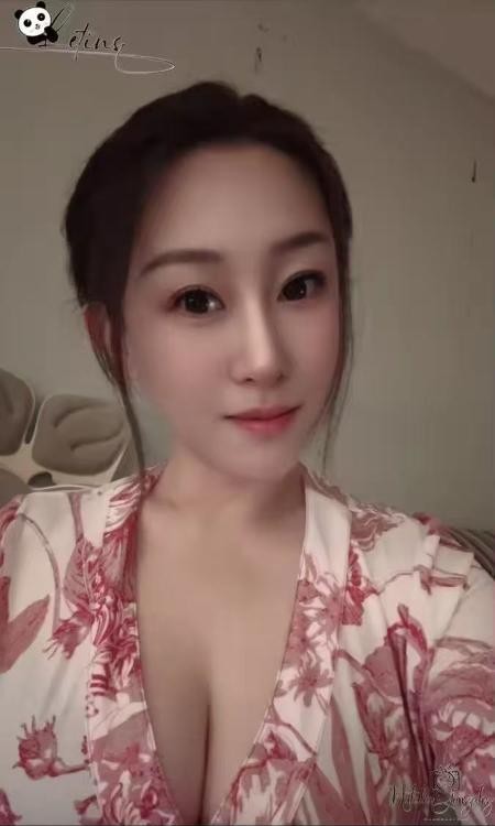 拉丝水床少妇琪琪