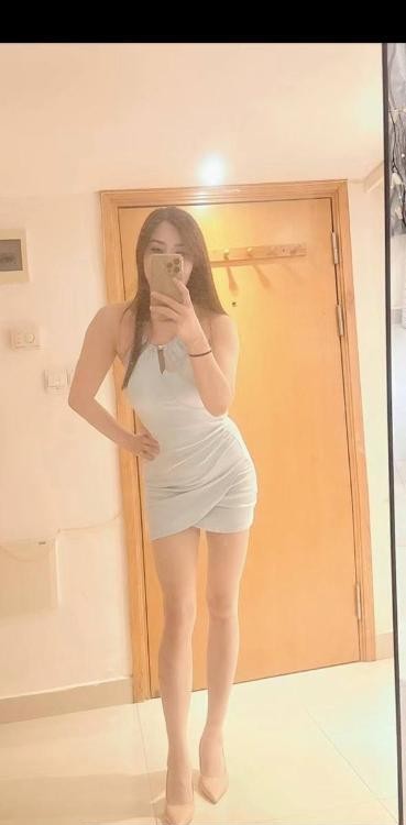 新银座美胸依依