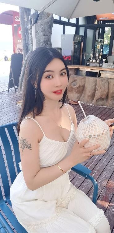 性感曼妙身材柠檬老师