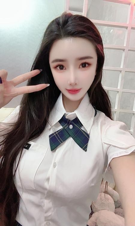 前凸后翘高挑子萱老师