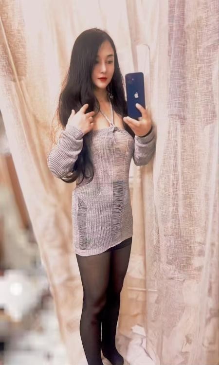 软软服务型情趣少妇