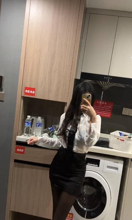 闵行黑丝甜妹小涵