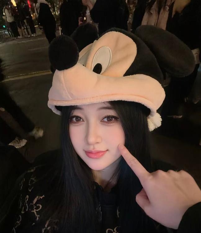 微胖天花板过年不放假