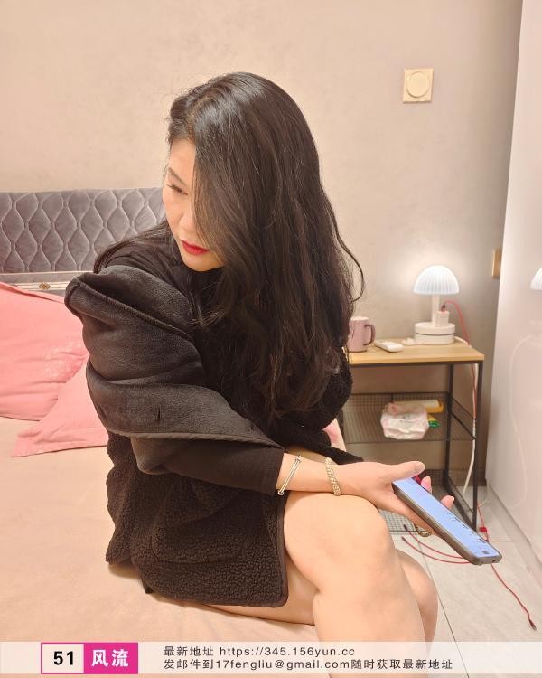 再约留有念想的御姐