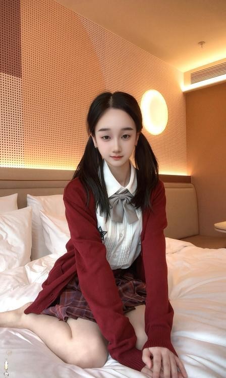 后入双马尾小妖精