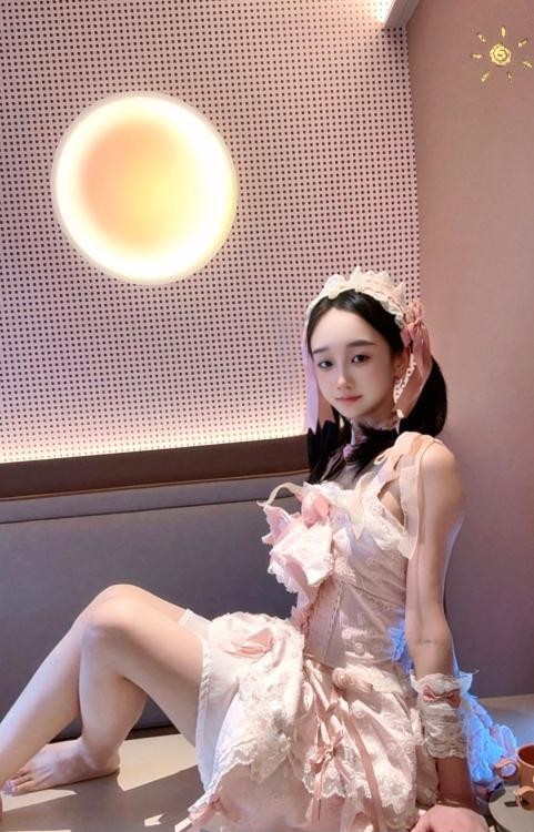 后入双马尾小妖精