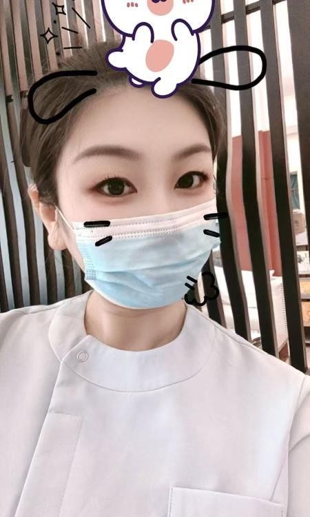 清纯小姐姐妮妮