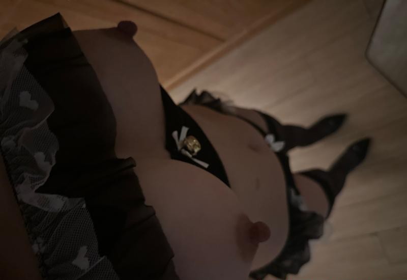 西青大胸水蜜桃