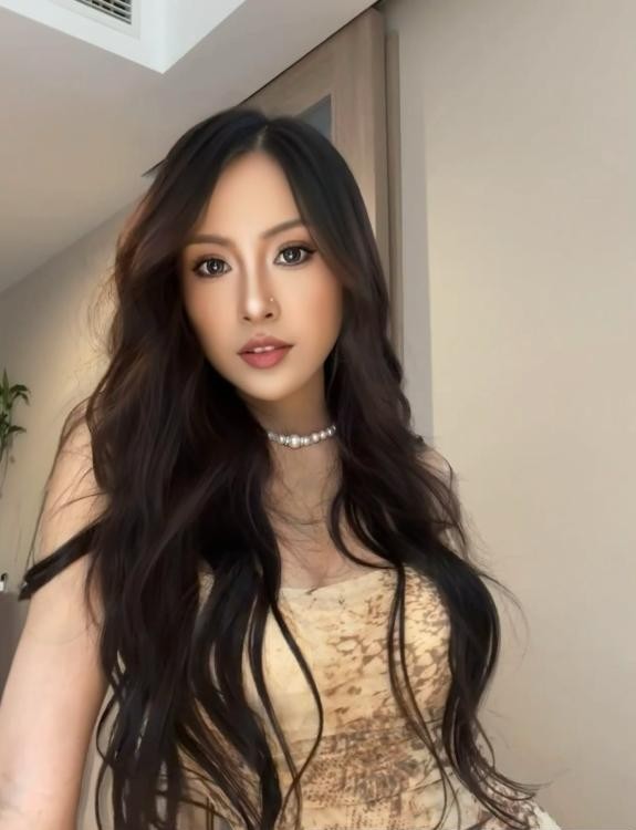 气质性感大美女