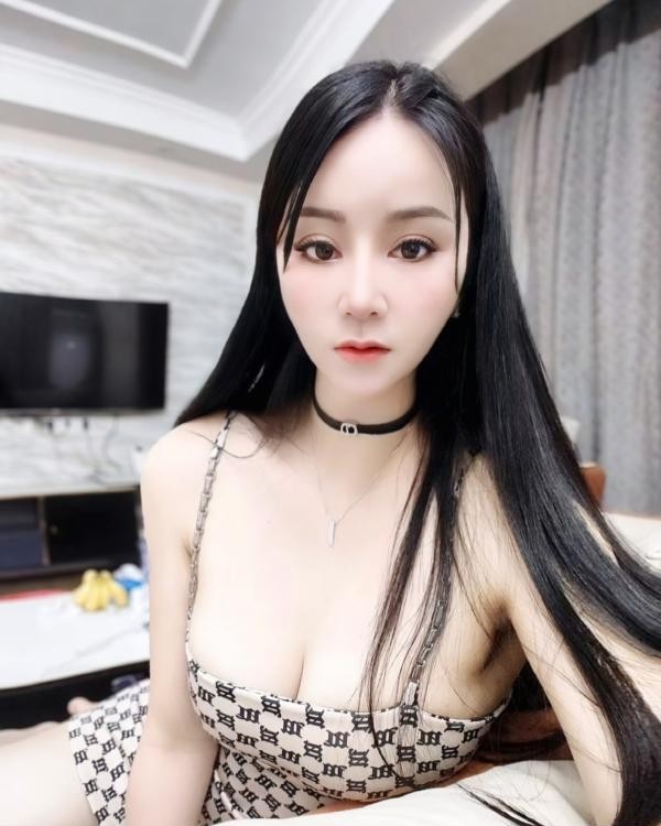 上城风骚巨乳御姐