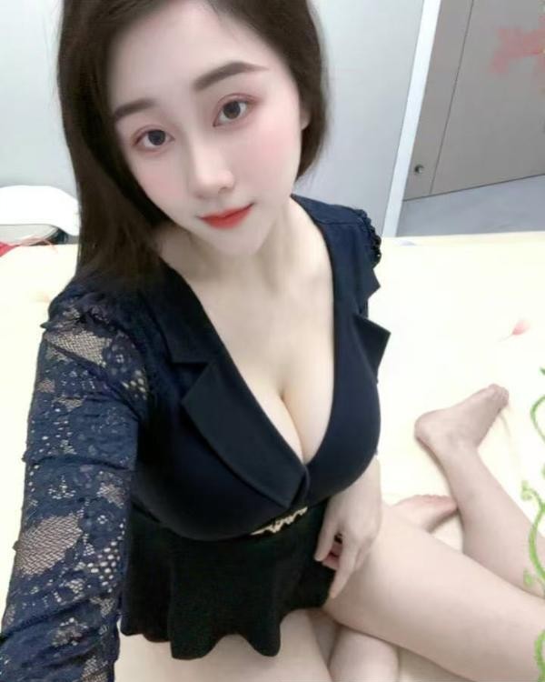 上城大奶小骚妇