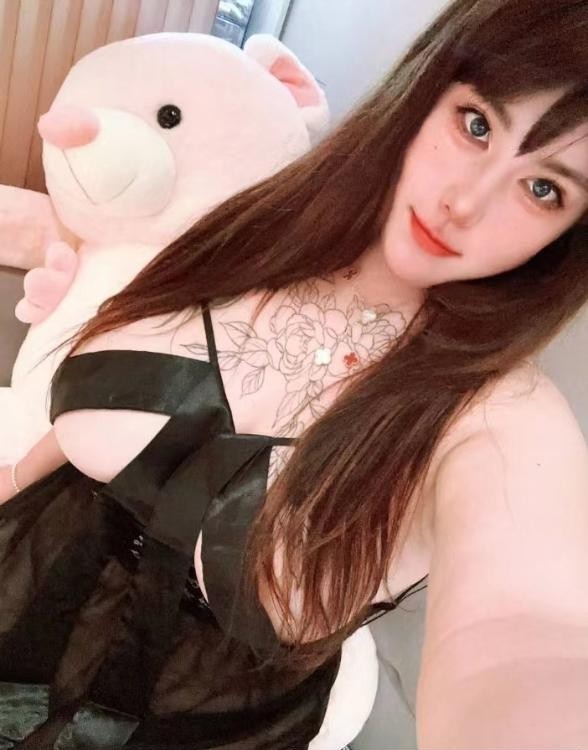 罗湖舌吻H怀美乳范范