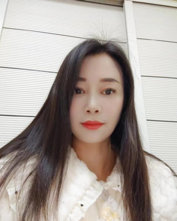 温柔大方服务型