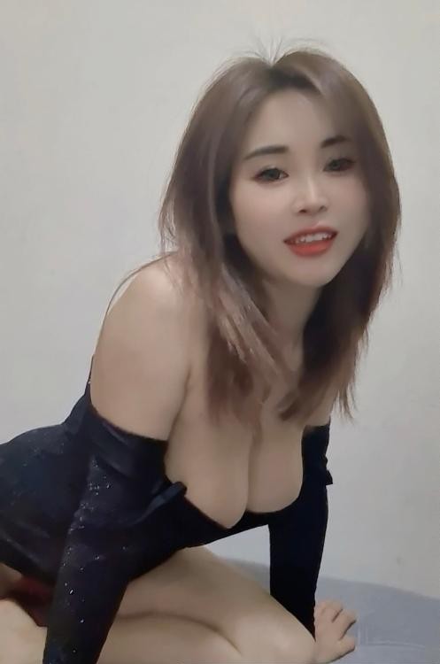 海珠熟女小奶油