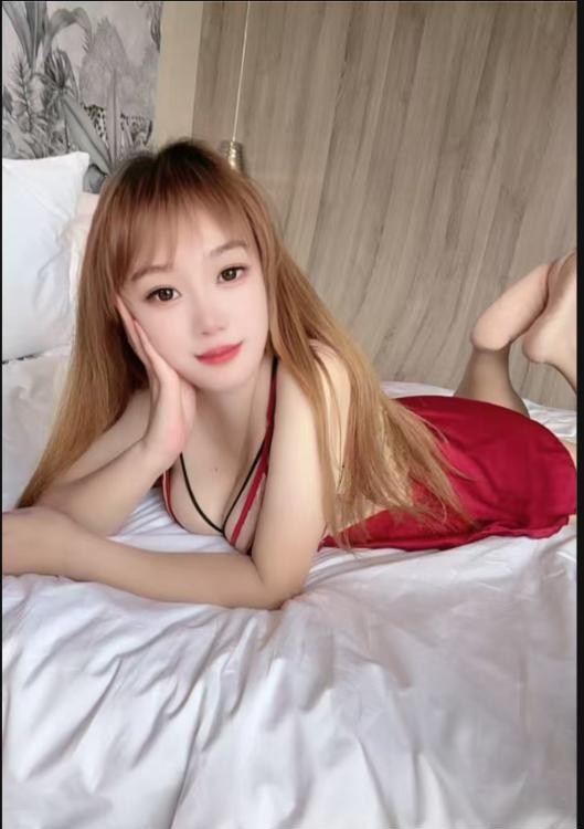 巨乳口活好老师