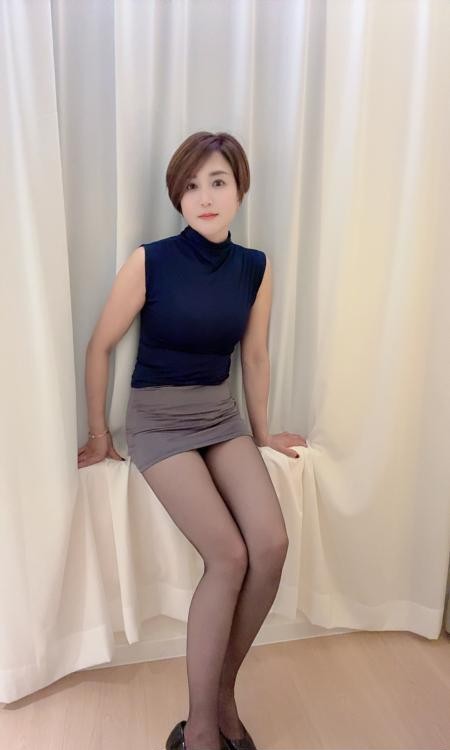 纯欲少妇情人冰冰