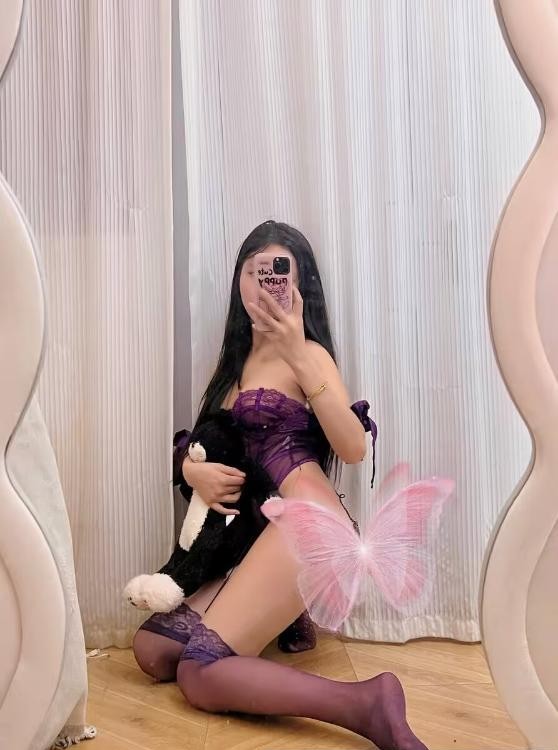 普陀风骚制服屁桃