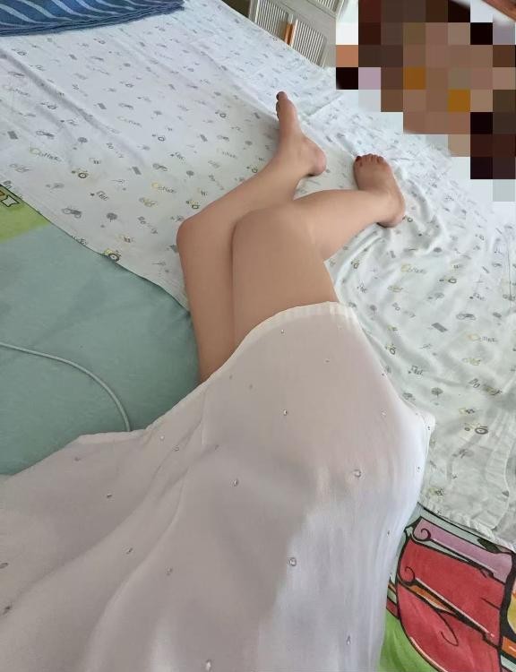 美足白富美少妇