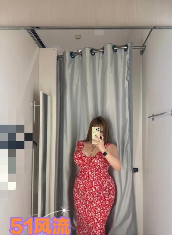 蜀山胸大屁股大bbw