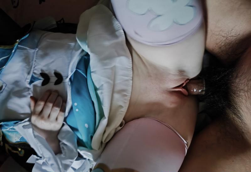 建邺三点粉草莓酱