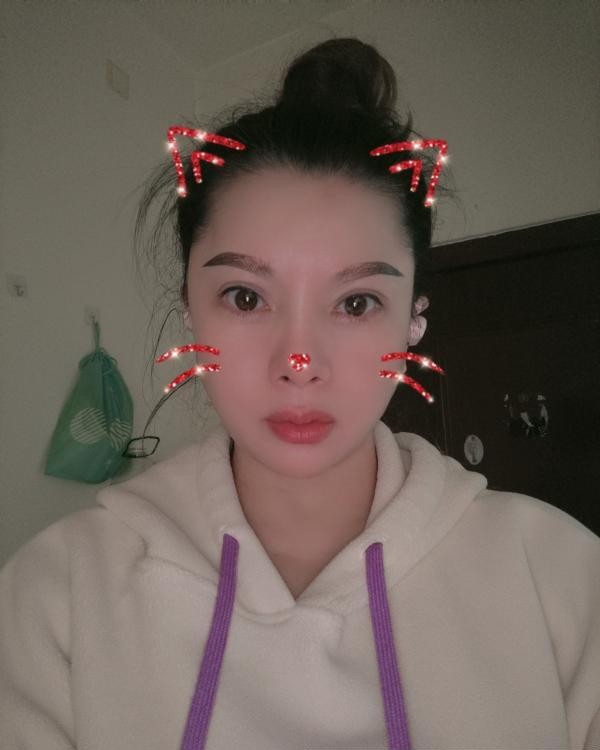 亮马桥附近肥臀小少妇