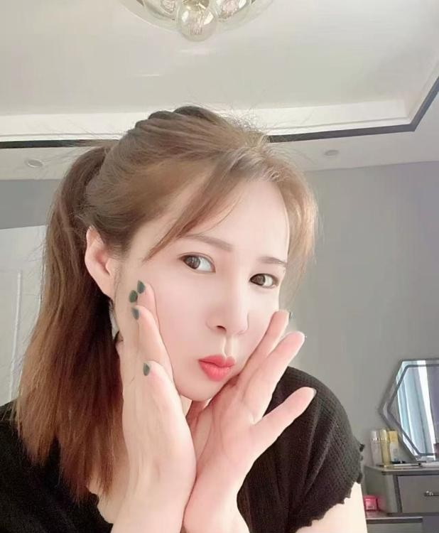 闵行梅陇镇小少妇