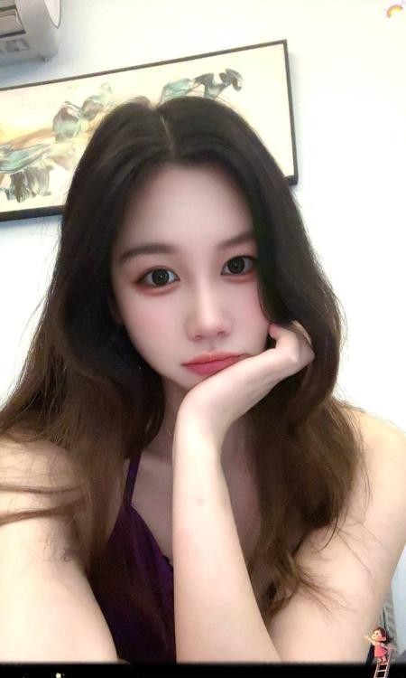 吴中性感长腿嫩妹