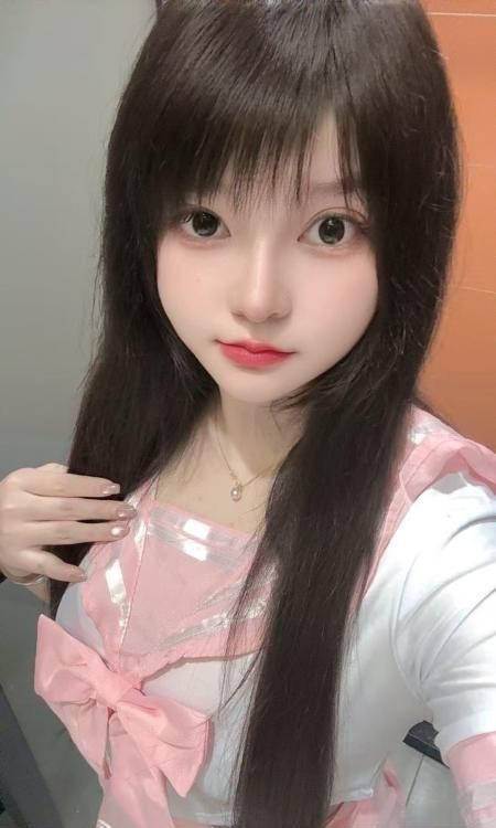 龙岗大胸妹闹闹