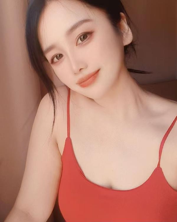 成都三通女神小金莲