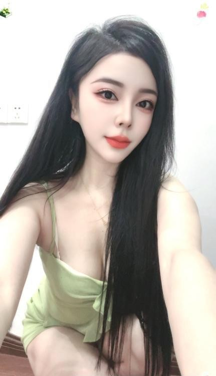 虎丘细腰长腿美少妇