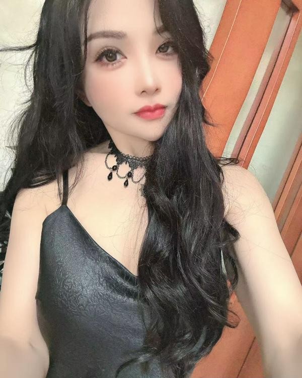 水多性感骚妹子