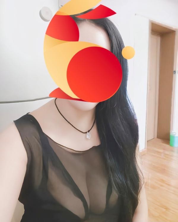 马油丝袜大骚货