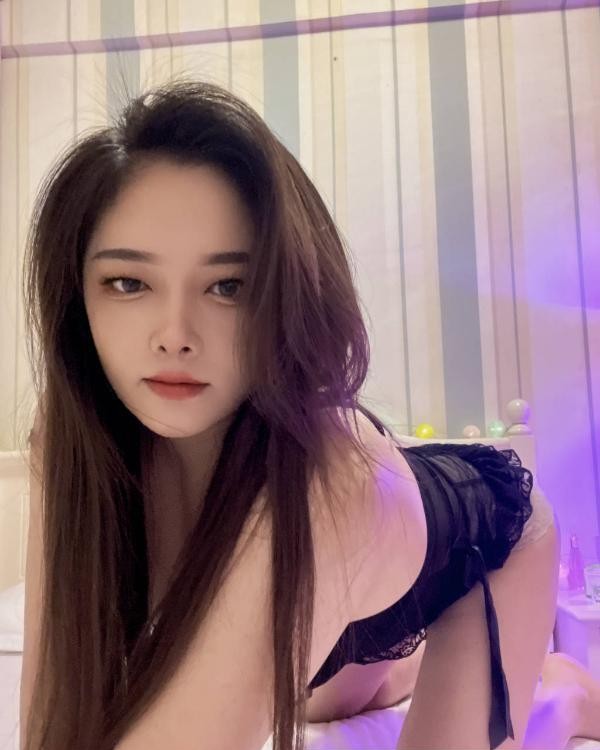 性感蜜桃臀少妇