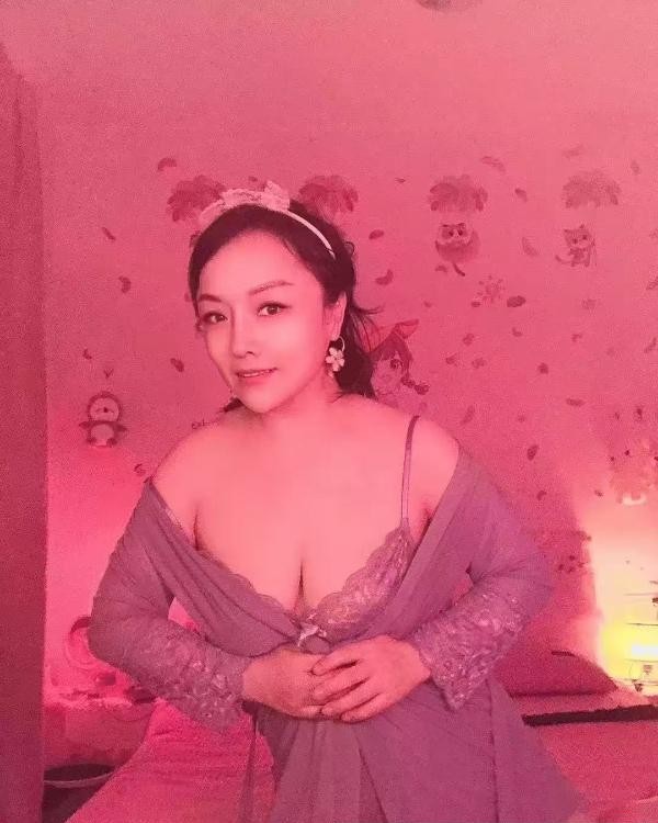 武昌杨家湾骚大奶