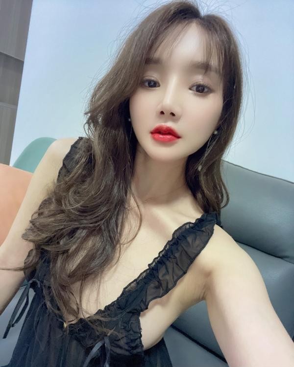 性感妖娆小狐狸