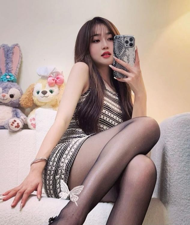 视觉冲击翘臀豆豆 