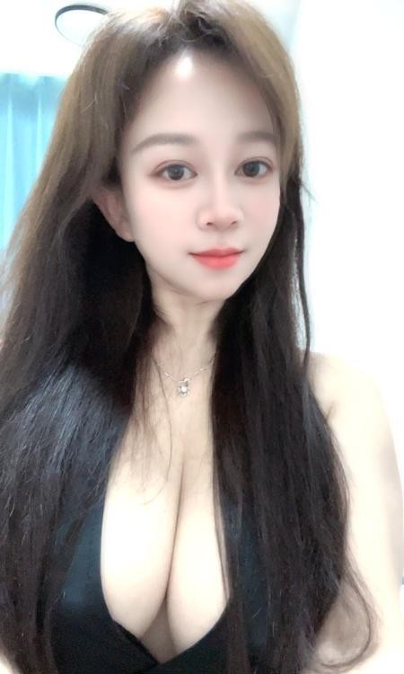 上城东站大胸倩倩