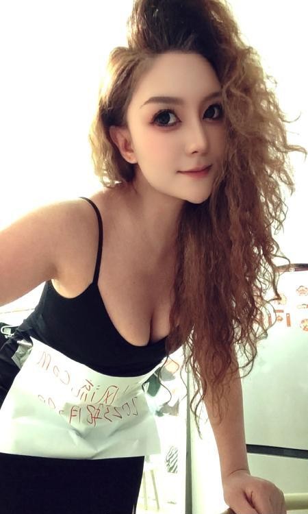 大理性感蜜桃臀